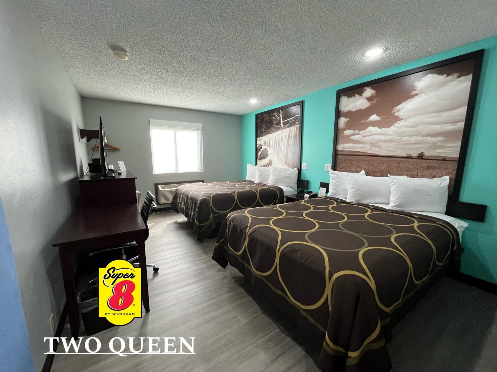 ซูเปอร์ 8 บาย วินด์แฮม เอ็มโพเรีย Motel ภายนอก รูปภาพ